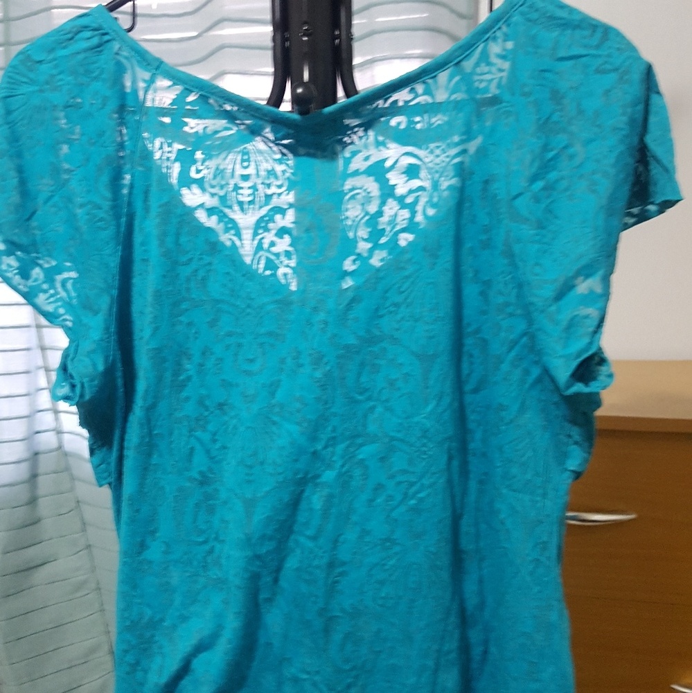 Short sleeve shirt